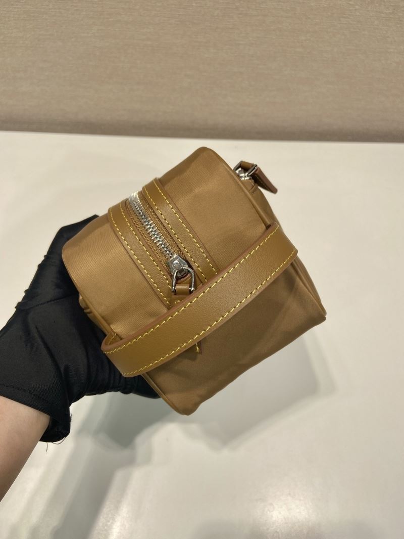 Pra*a wallets